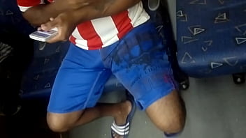 Sem Cueca No Busão