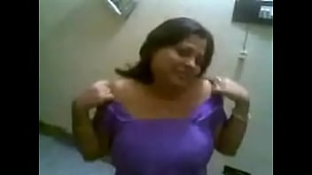 Farzan Bhabhi Ka Sexay Jalwa