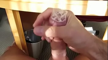 1508042 condom cum