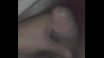 Lisandro Militar Venezolano Duro Bajo Las Sabanas Enseña Su Verga En Facebook