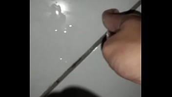 Punhetando E Gozando Muito