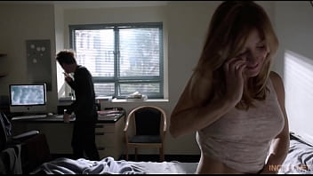 Whats Her Name?? Plzz Anybody