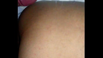 Con La Prima Se Le Arrima