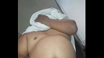 Gordinho Pau Pequeno Gozando Forte