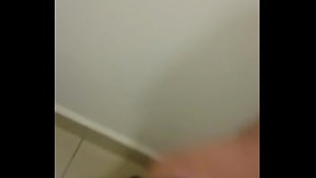 Paja En El Baño De Mi Trabajo