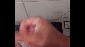 Masturbation Time - big, cock, masturbation, little, penis, grande, soloboy, banheiro, pinto, pequeno - Video 5348061