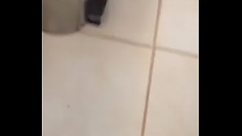 Masturbación Rápida De Un Amigo