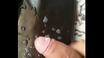 Gozando Gostoso Na Punheta !