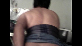 Dandole Su Feliz Navidad A Mi Novio