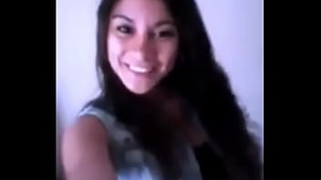 Cabrita Chilena Enseña El Mono