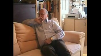 Madurito Desnudandose, Completo.