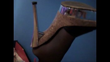 Queen Diamond- The First Step ( Pvc, Skirt )