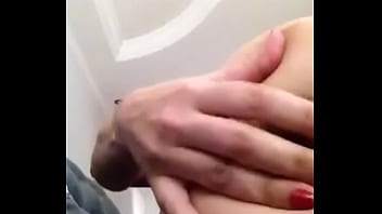 Nanda31 No Cuzinho Sozinha Em Casa Gozando