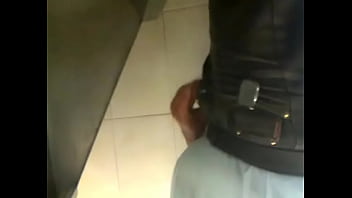 Pau Do Taxista No Banheir_o