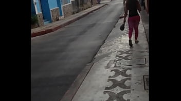 Street, Candid - Unknown - 2025 - Incredible - Show - Video 5421140