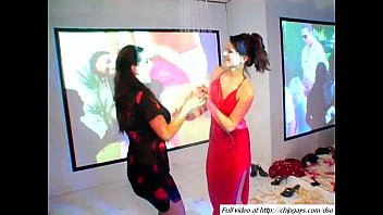 Dancing Chicks Love Babe