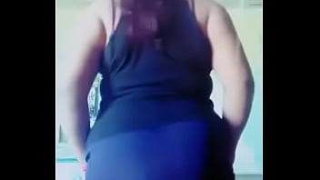 Mi Amiga Me Mueve él Culo