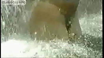 Flagra (banho De Cachoeira)