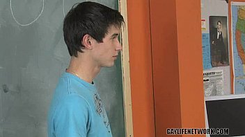 Ta Fucks The Twink Student - anal, fucking, blowjob, masturbation, kissing, gay, twinks, bareback - Video 6407323