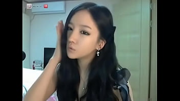 Hot Korean Girl On Cam