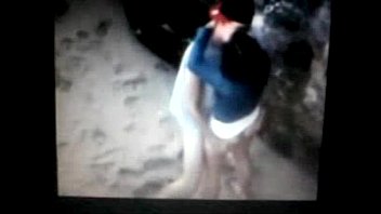 Cogiendo En La Playa 1