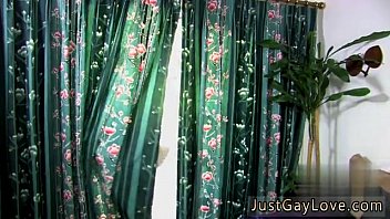 Emos Gays Teens Gays Videos Cute Dustin Cooper Has A Thing For Older