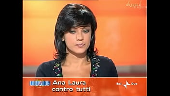 Atwd Ana-laura-ribas-cosce-e-lingua
