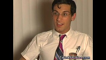 Gay Emo Uk Porn Blair Mason And Kayl O_riley Are Bored Inspecting