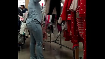 Thick Hispanic Pawg Ass In Tight Blue Jeans