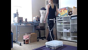 Find6.xyz Babe Alexxxcoal Fingering Herself On Live Webcam