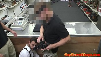 Broke Waiter Cocksucking For A Quick Buck