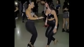 Par De Culonas Bailando