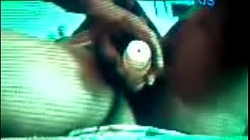 Karlamarie Con Un Vibrador