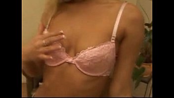 Loirinha Gracinha Caindo De Boca Na Rola