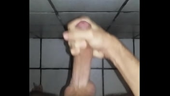 Cumshot Beathroom 01