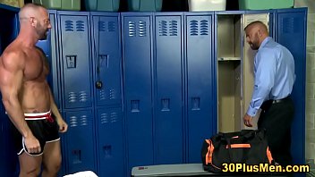 Buff Dude Face Jizzed