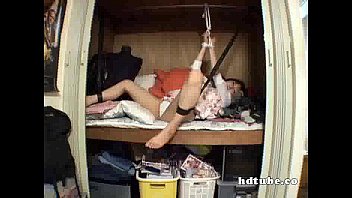 24 Profiteer _louis_ The 19-year-old Female College Student.