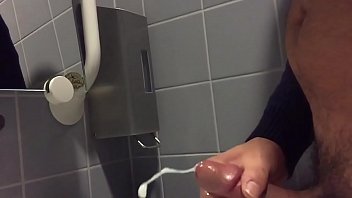 Multiple Cumshots For Alexis Texas - Slomotion