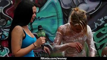 Amateur Girl Accepts Cash For Sex From Stranger 20 - teens, whore, cash, money, price, pay, sex-tape, moneytalks, money-talks - Video 5419341