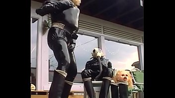 Roxina2004RubberCockSlutOut280404