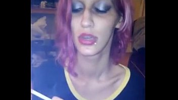 Milf With Batman Shirt Gives Nice Head