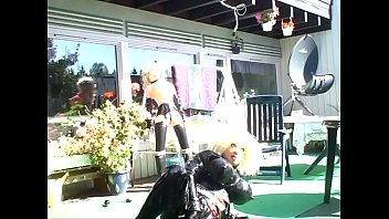 Roxina2007rubberbabeingarden180807xl