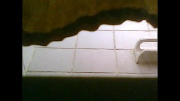 La Cuñada En La Ducha