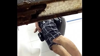 Bathroom, Dick, Spy, Pissing, Voyeur, Gay, Nice, Piss, Spycam, Grande, Big-cock, Big-dick, Pene, Ver - Gay - 2025 - Hot - Performance - Video 5252131