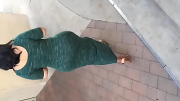 Señora Muy Culona Y Su Marido Un Seguro Cornudote