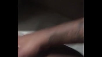 Big Booty Throwin It Back!