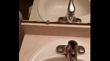 19 Years Old Guy Jerkoff Solo - Huge Cumshot - 1 Week W/o Cumming