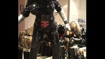 Roxina2007rubberdollorgasm020307xxl