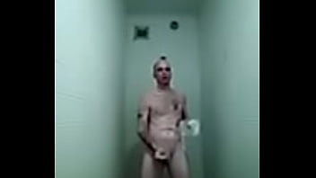 Shower, Off, Gay, Jacking, Prison, Punk - Gay - 2025 - Amazing - Scene - Video 5337224