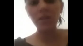 Elle Se Branle Avec Une Surprise à La Fin